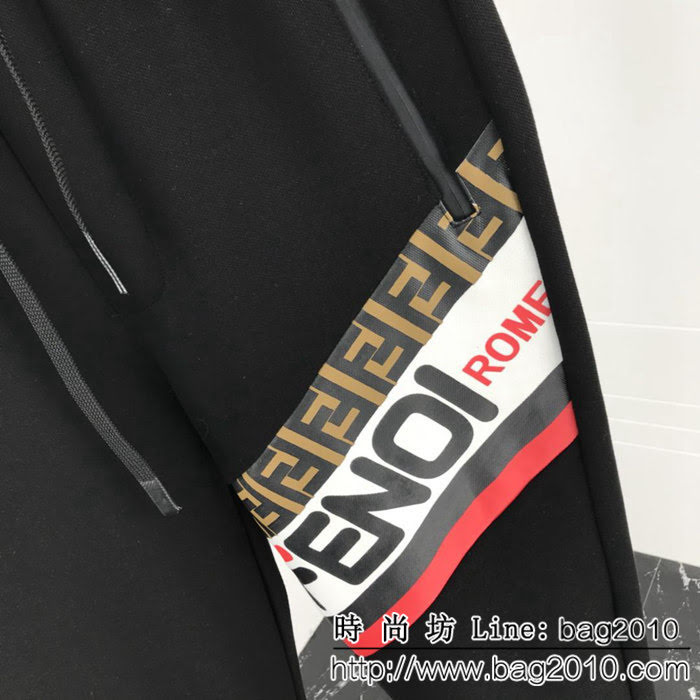 FENDI芬迪 19ss新款長褲 斜杠系列logo 數碼直噴壓膠LOGO工藝 原版高織精梳螺紋面料 高版本男女同款 ydi2223